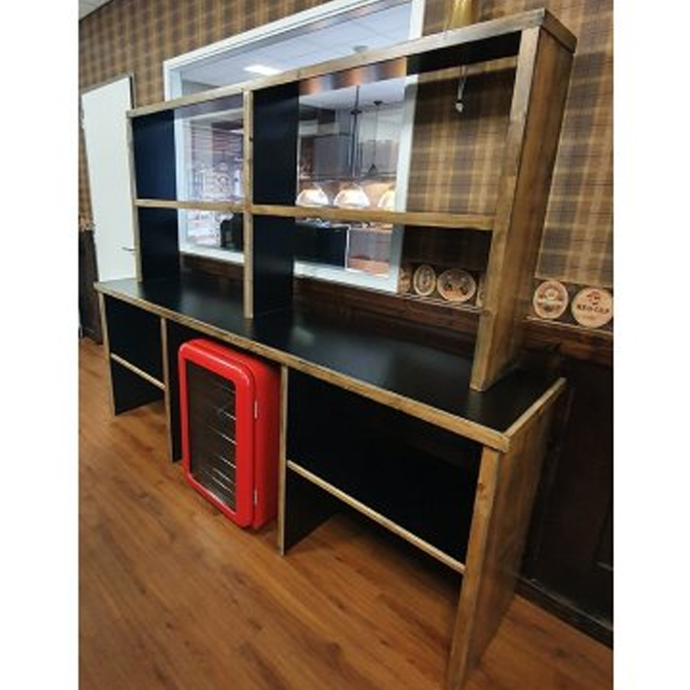 Robuuste Mancave bar met eigen logo - Afbeelding 2
