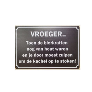 Vroeger toen de bierkratten van hout waren reclamebord