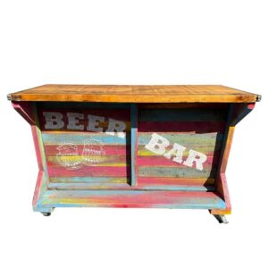 Huur: Mobiele houten beer voorzetbar in Ibiza stijl